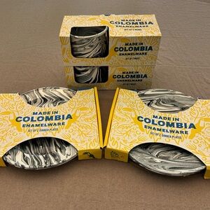 Enamelware Set of Dinner Plates (4) & Mugs (4) 100% Steel, Hand painted. NIOB